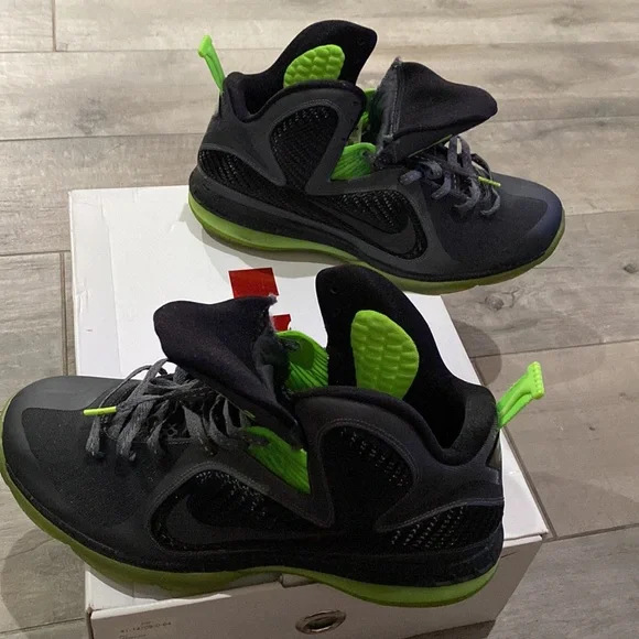 Nike Lebron 9 - Picture 5 of 7